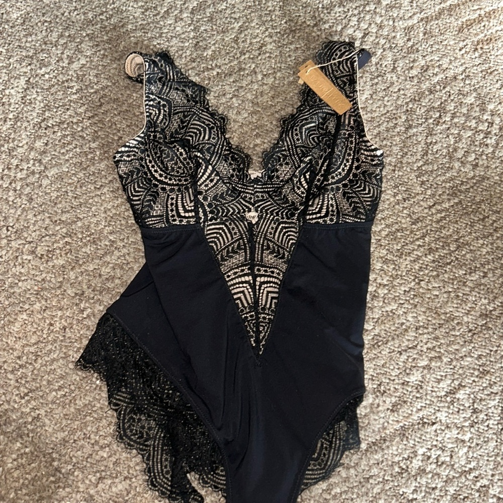 NWT SHAPELLX black lace glamorous thong